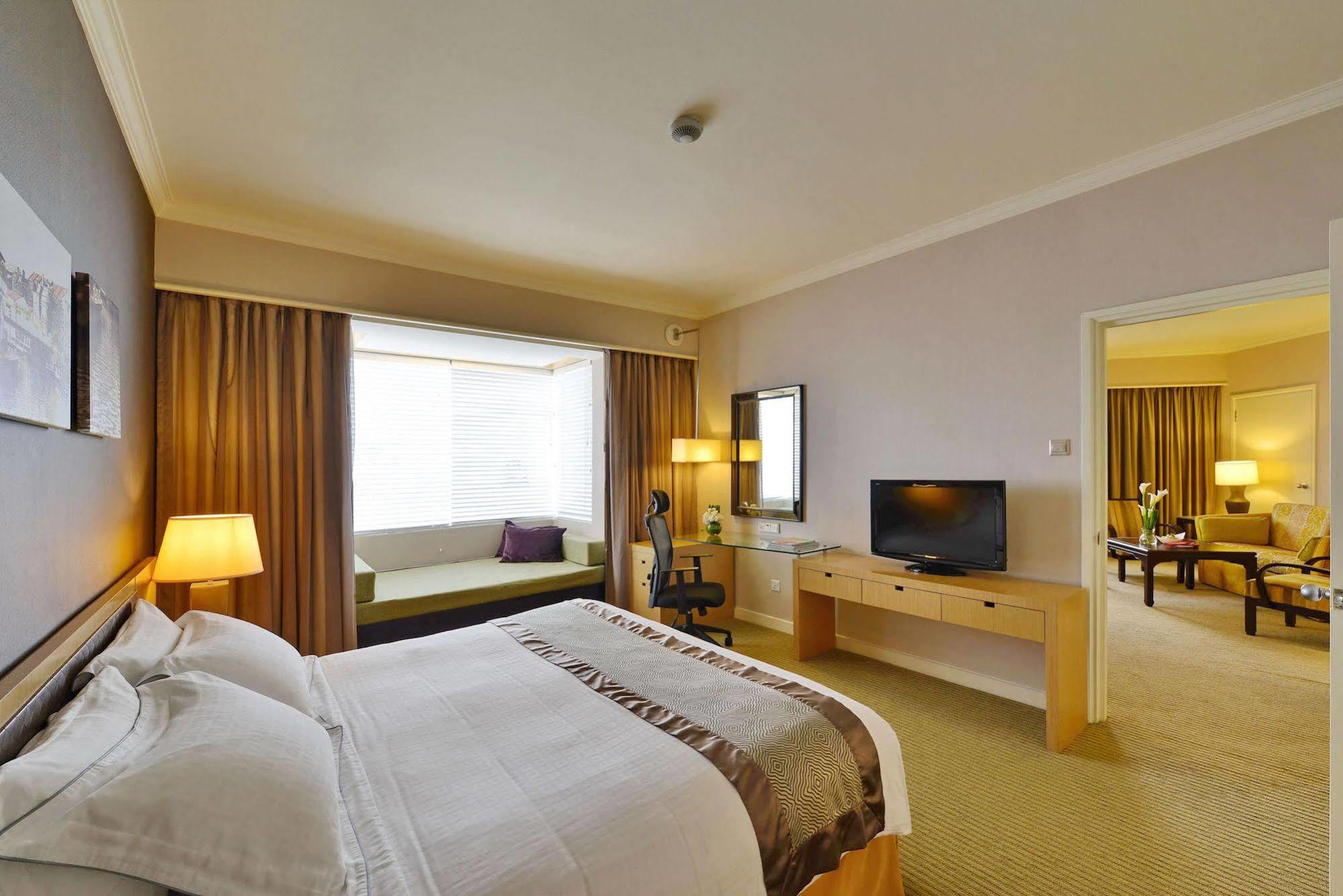 Hotel Equatorial Melaka Экстерьер фото Suite