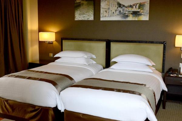 Hotel Equatorial Melaka Экстерьер фото Deluxe room